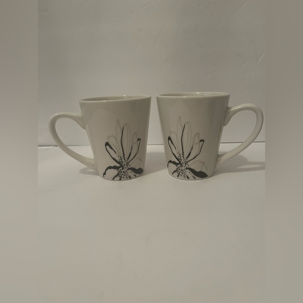 2~ Graydon Hall Floral Mugs Set